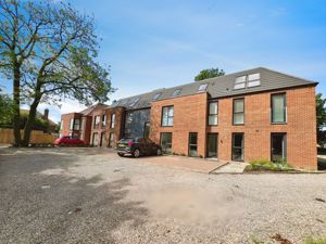 Photo 14- click for photo gallery